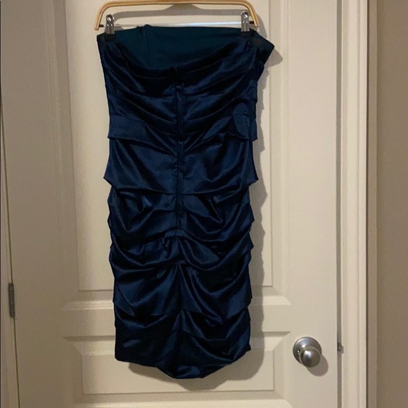 The Chateau Dress Strapless - Picture 2 of 3